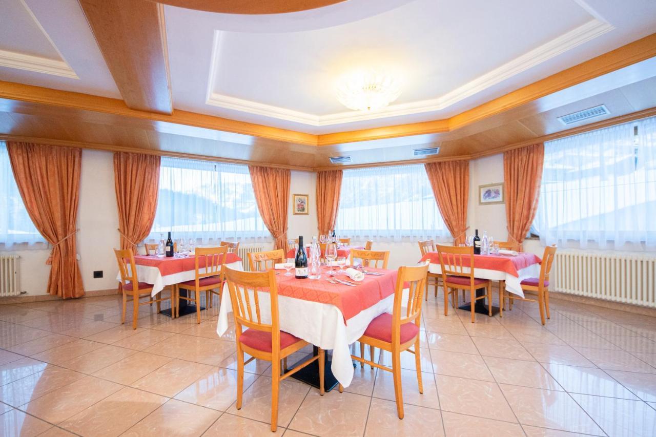 Flos Hotel Moena Εξωτερικό φωτογραφία
