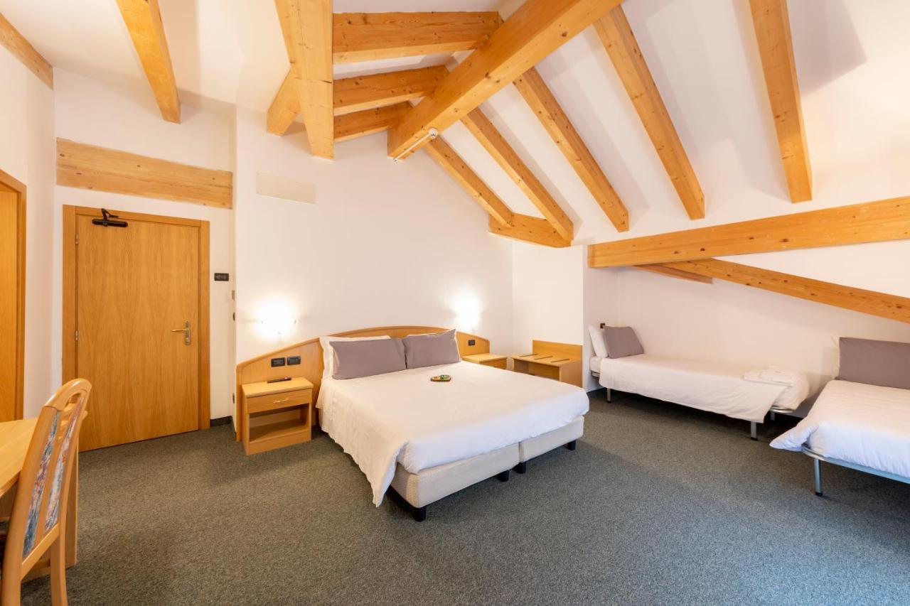 Flos Hotel Moena Εξωτερικό φωτογραφία