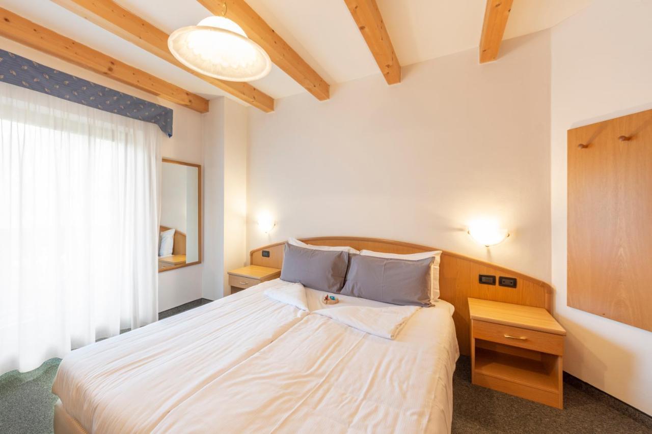 Flos Hotel Moena Εξωτερικό φωτογραφία