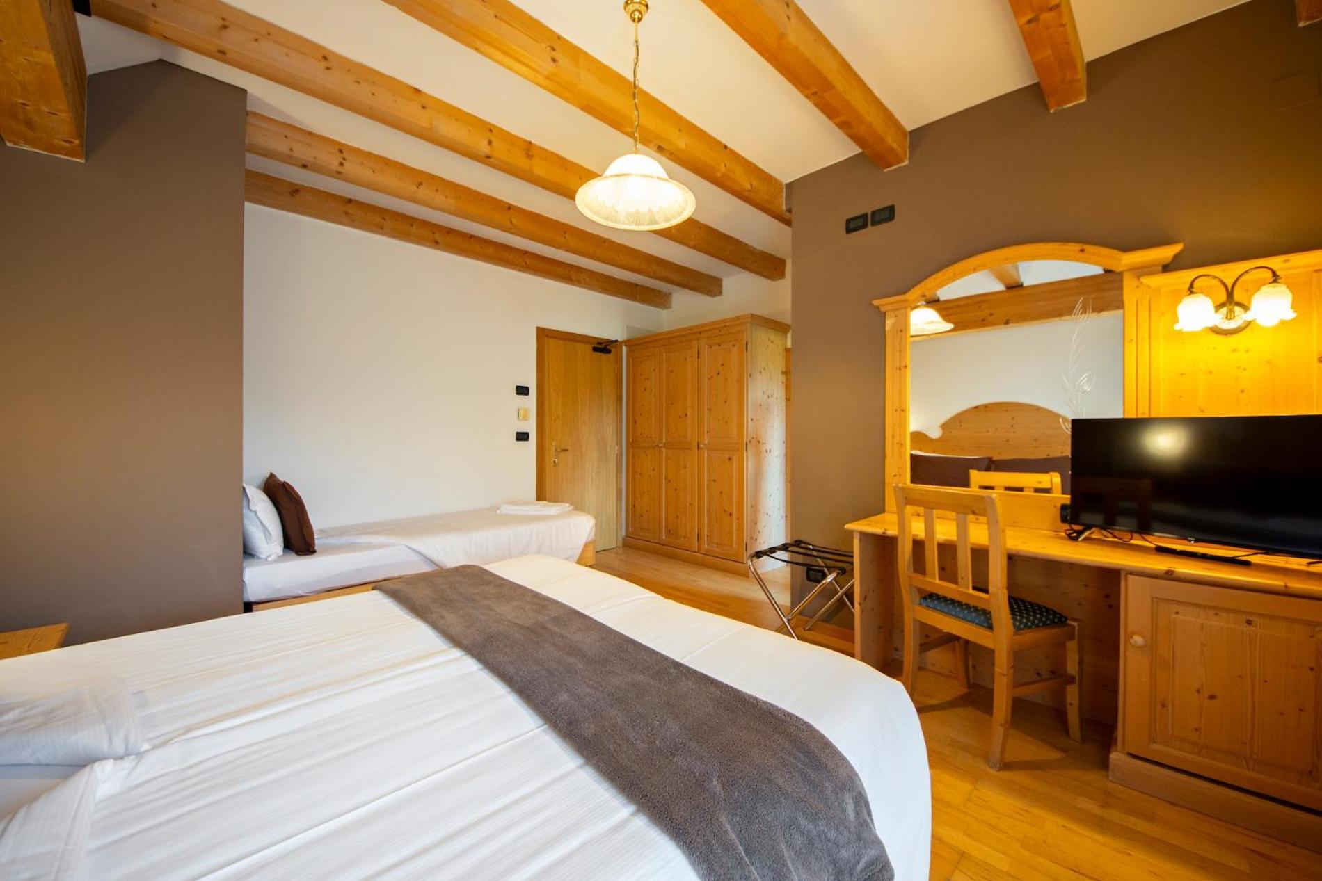 Flos Hotel Moena Εξωτερικό φωτογραφία