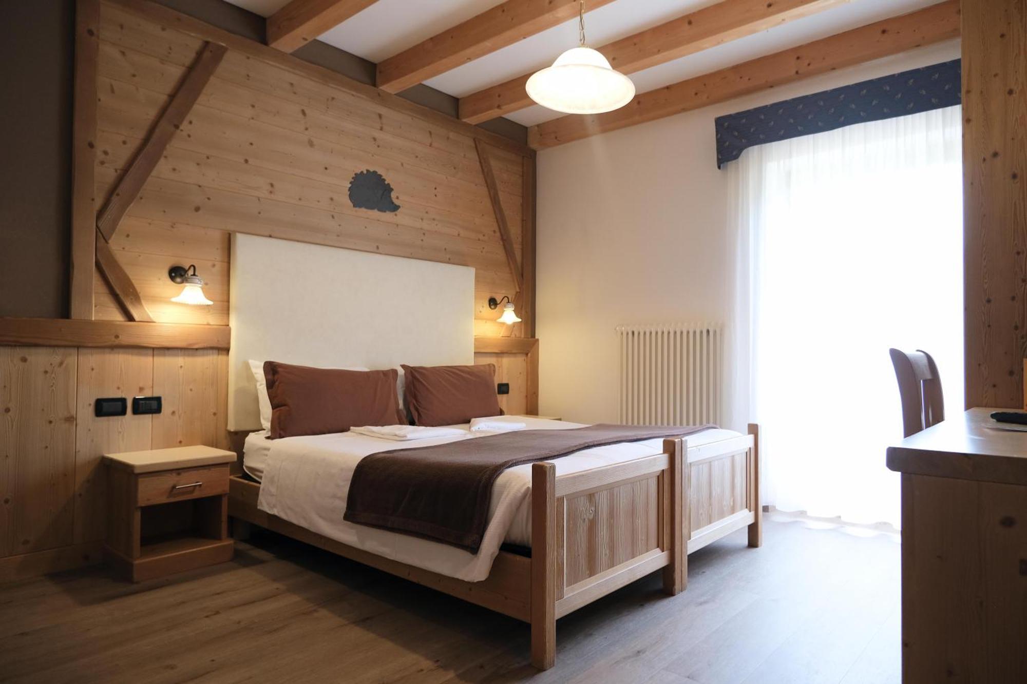 Flos Hotel Moena Εξωτερικό φωτογραφία